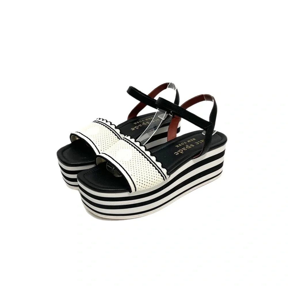 KATE SPADE | Vintage Y2K scalloped flatform Velcro strappy sandals